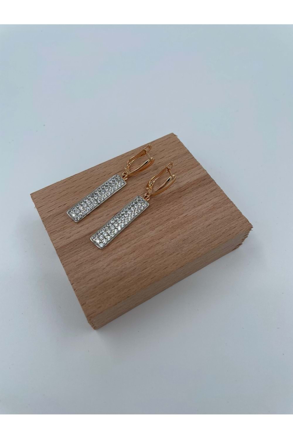 Xbaby Uzun Dikdörtgen Taşlı Rose Gold Sallanan Küpe