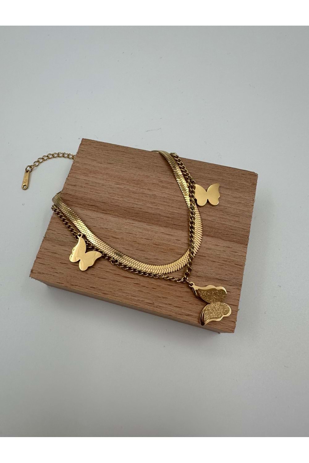 Xbaby Kelebek Figürlü Gold Çelik Bileklik