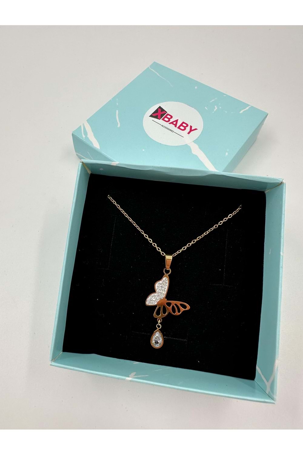 Xbaby Taşlı Kelebekli Gold Kolye