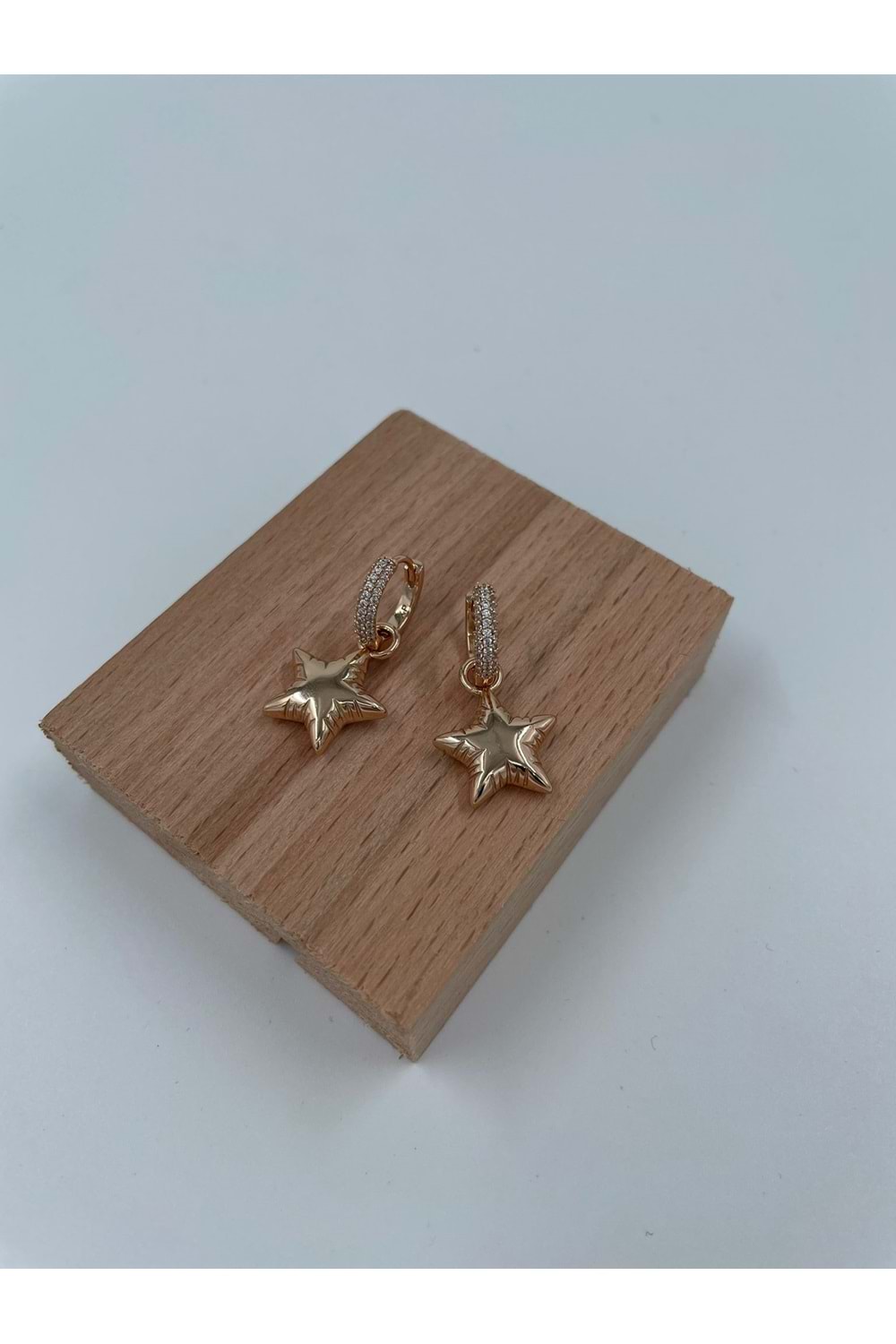 Xbaby Yıldız Şekilli Taşlı Halka Çelik Gold Küpe