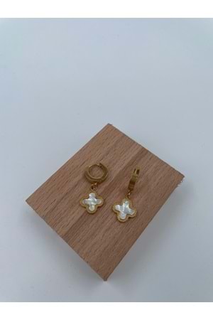 Xbaby Beyaz Dolgulu Yonca Gold Küpe