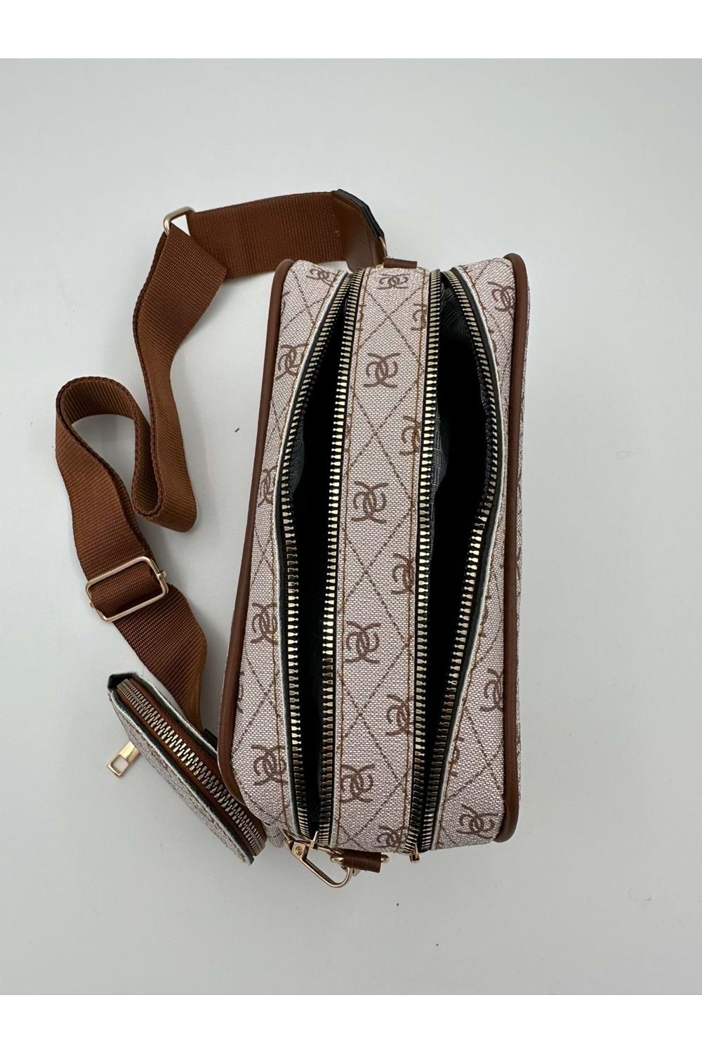 Xbaby Desenli Dikdörtgen Omuz Çantası Bej